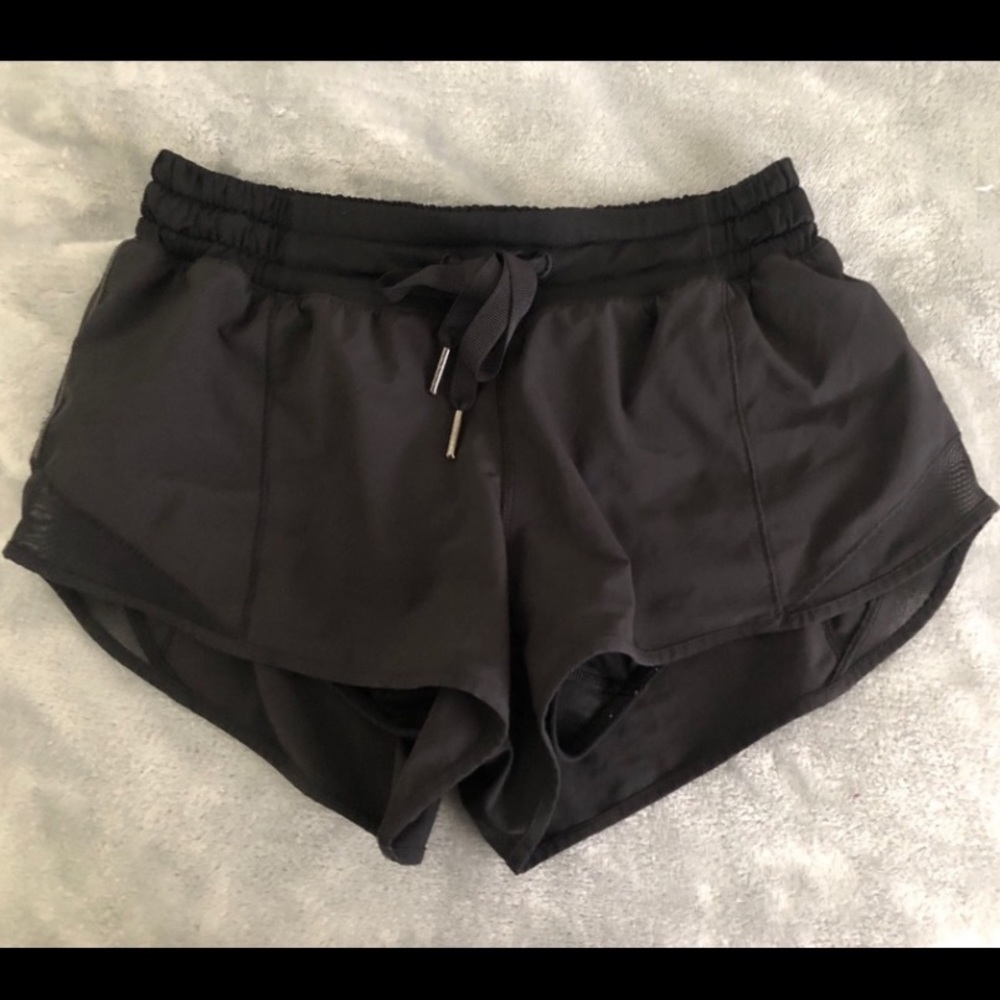 Hotty Hot Shorts Lululemon Black Size 4